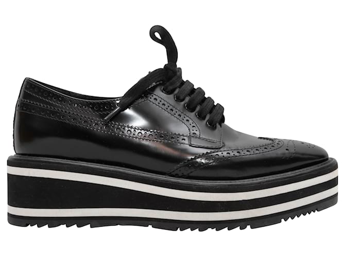 Zapatos brogue con plataforma Prada en blanco y negro Talla 38 Cuero  ref.1351136