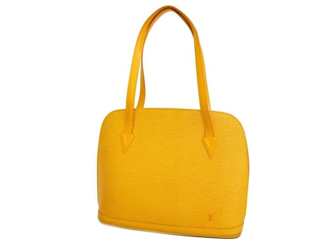 Louis Vuitton Lussac Yellow Leather  ref.1353126