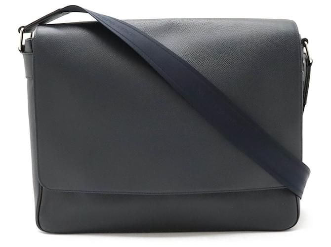 Louis Vuitton Messenger Black Leather  ref.1353151