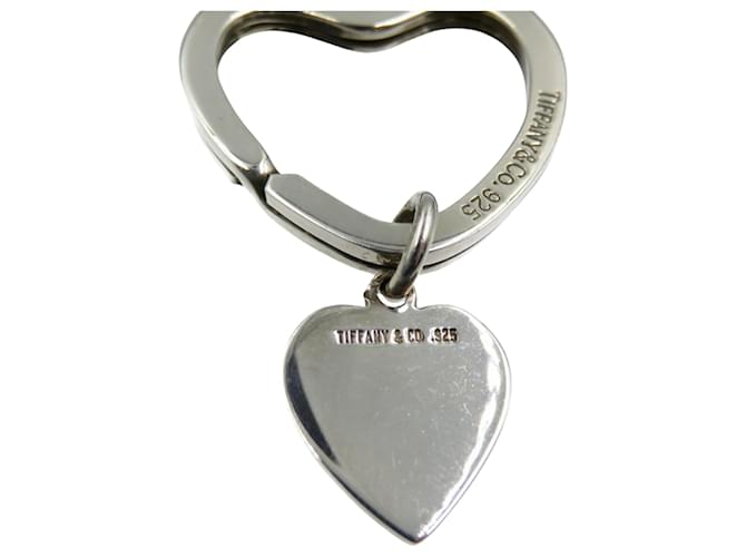 Tiffany & Co Key ring Silvery Silver  ref.1354066