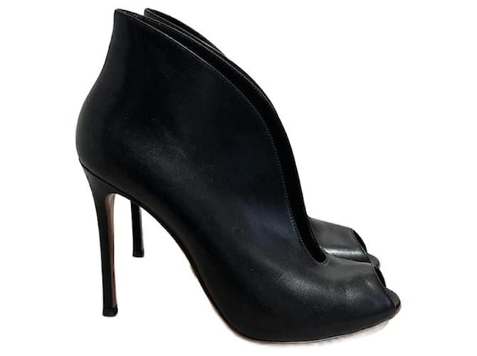 GIANVITO ROSSI  Ankle boots T.eu 38 leather Black  ref.1354697