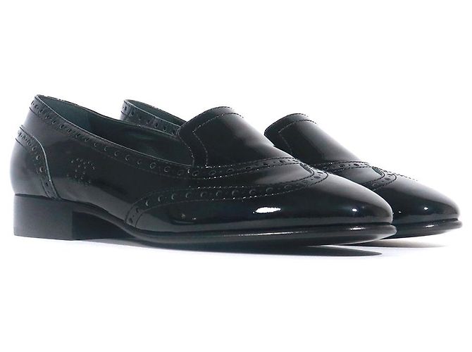 CHANEL - Schwarze Lackleder Slipper (Größe 39)