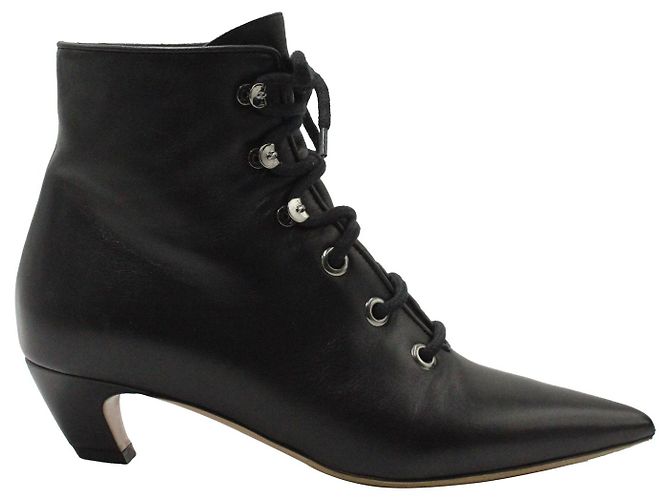 Schnürstiefeletten mit spitzer Spitze von Dior aus schwarzem Leder