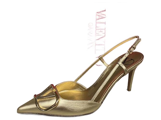 VALENTINO GARAVANI Pumps slingback VLogo in gold leather size 38 Golden  ref.1356227