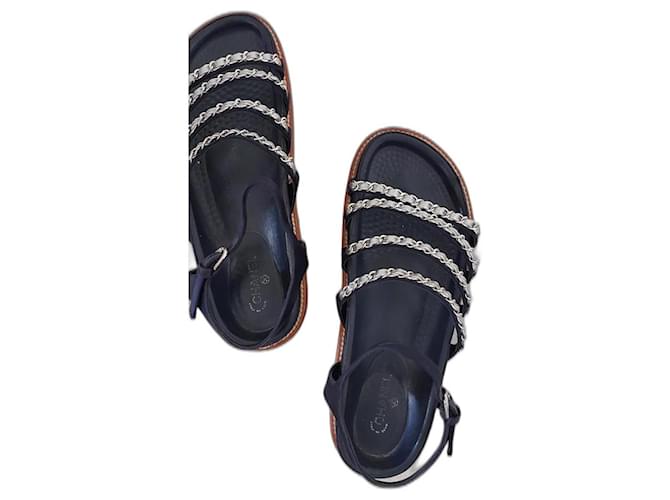 Sandalias de múltiples correas Chanel Negro Cuero  ref.1356405