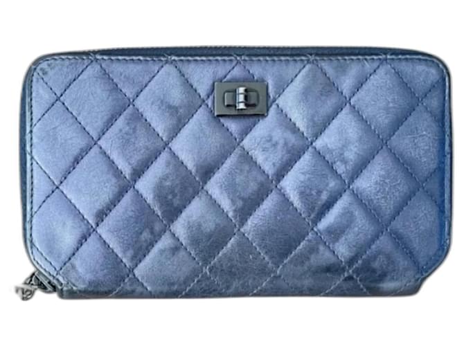 Chanel 2.55 wallet Blue Leather  ref.1357069