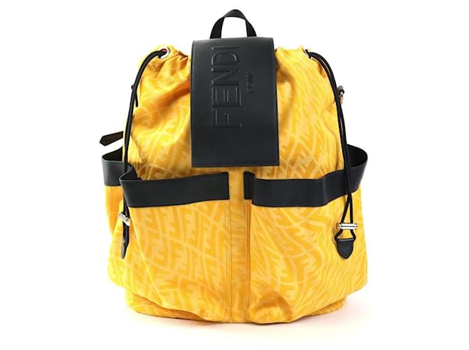 Fendi Sac à Dos Toile Jaune  ref.1357518