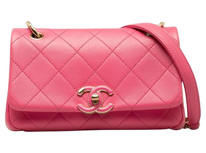 Chanel Matelassé Pink Leather  ref.1357554