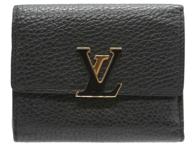 Louis Vuitton Capucines Schwarz Leder  ref.1358224