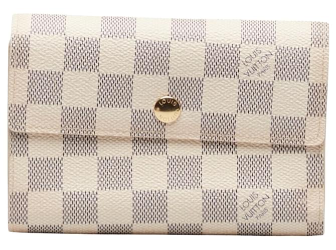 Louis Vuitton Alexandra White Cloth  ref.1358454