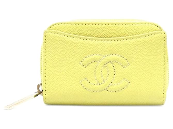 Chanel Yellow Leather  ref.1358611