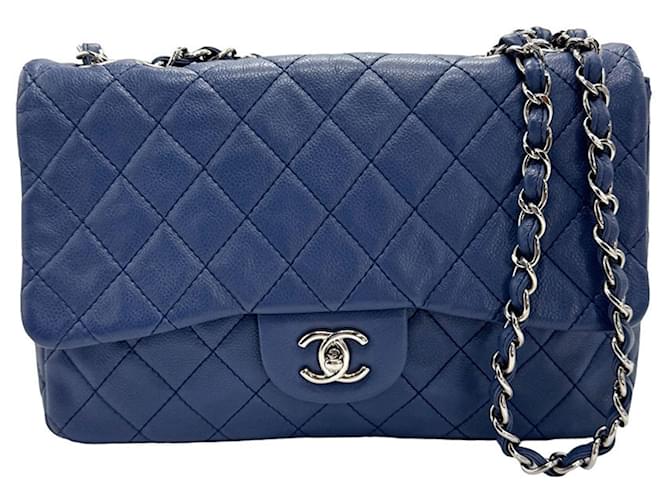 Classique Chanel Timeless Cuir Bleu  ref.1359929