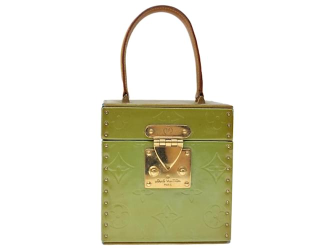 Louis Vuitton Bleecker Cuir vernis Vert  ref.1360129