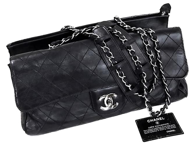 Chanel sac à 3 compartiments spacieux Cuir Noir  ref.1360680