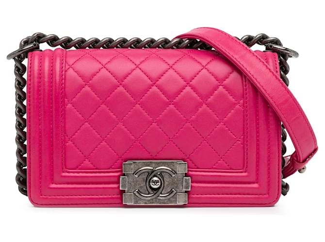 Chanel – Kleine Boy-Klappe aus Lammleder in Rosa Pink  ref.1360915