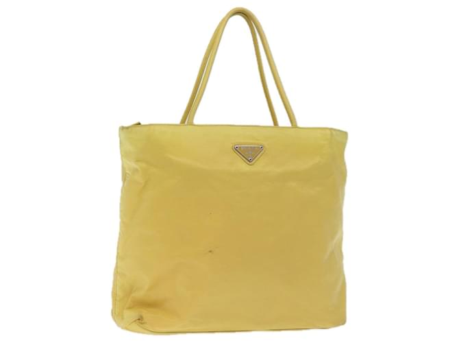 PRADA Sac à main Nylon Jaune Auth 72745  ref.1361038