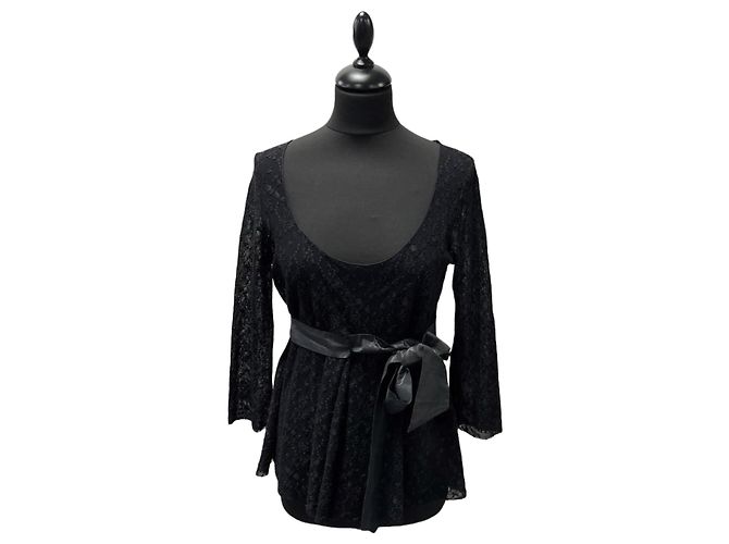 Autre Marque Schwarzes T-Shirt mit langem Manga-Muster