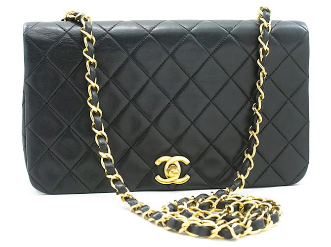 Wallet On Chain Chanel Wallet an der Kette Schwarz Leder  ref.1362439