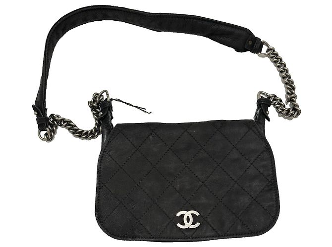 Borsa Messenger Chanel in pelle nubuck nera Nero