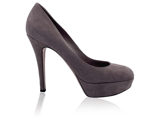 Gianvito Rossi Escarpins à plateforme en suède taupe Taille des talons 38.5 Suede Beige  ref.1363204