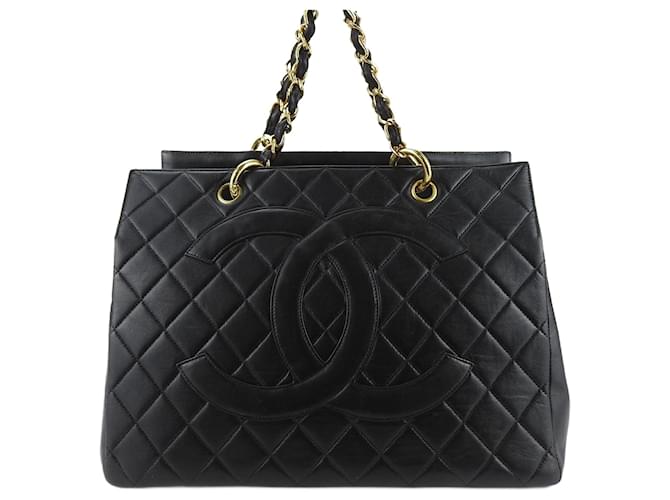 Chanel Matelassé Cuir Noir  ref.1364820