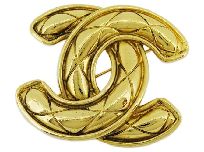 Chanel Matelassé Golden  ref.1364822