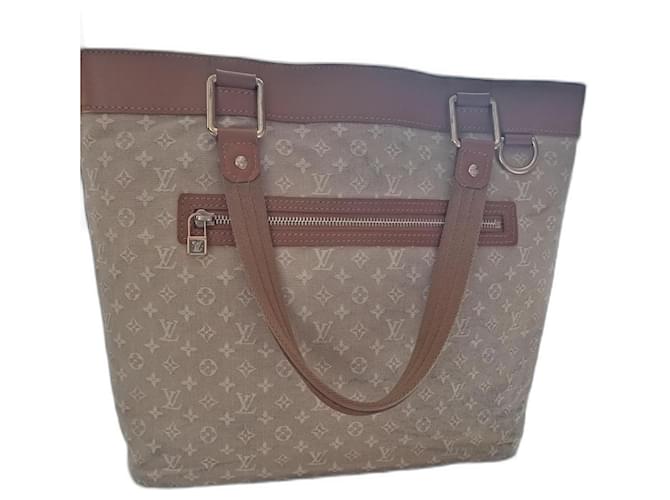 Louis Vuitton Handbags Beige Cloth  ref.1364949