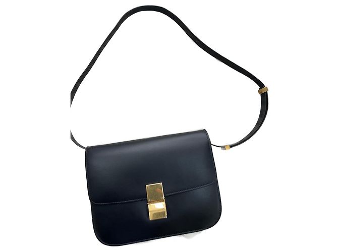 Céline Classic box médium noir