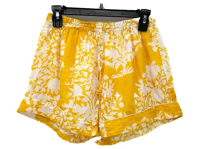 Autre Marque NON SIGNE / UNSIGNED  Shorts T.fr 38 polyester Yellow  ref.1365771