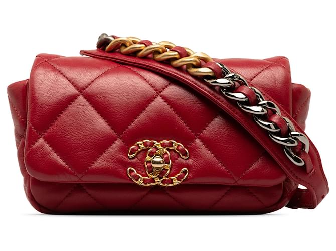 Chanel Red Lambskin 19 Belt bag Leather  ref.1366220