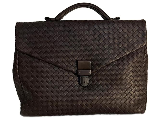 Bottega Veneta Bolsas Castanho escuro Couro  ref.1366521