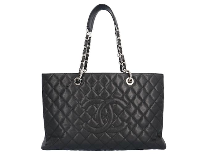 Timeless Chanel Matelassé Black Leather  ref.1367081