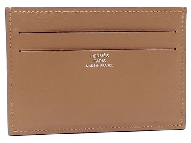 Hermès Geldbörsen, Brieftaschen, Etuis Braun Leder  ref.1367287