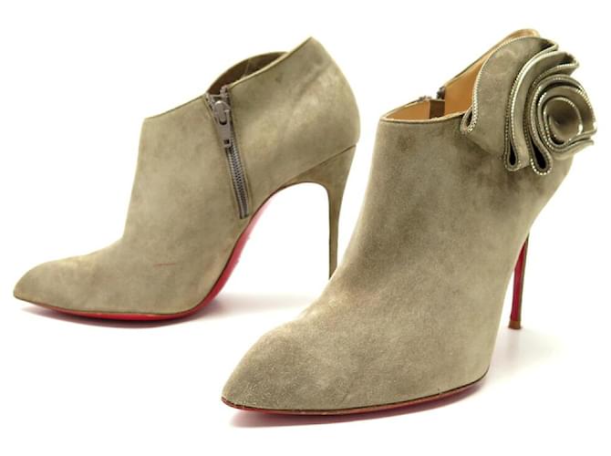 CHRISTIAN LOUBOUTIN MRS BABA SHOES 39 STIVALI CON TACCO IN CAMOSCIO BEIGE Svezia  ref.1367908