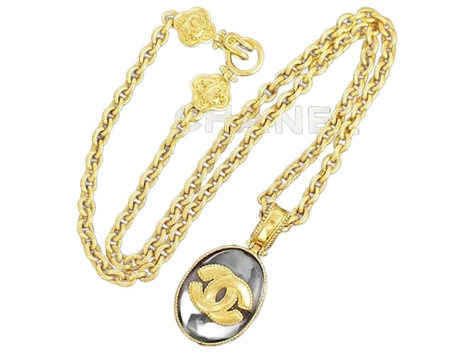 Timeless Chanel Logo CC Dourado Banhado a ouro  ref.1369399