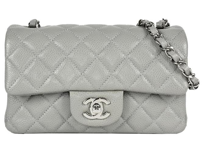 Classique Chanel chevron Cuir Gris  ref.1369909