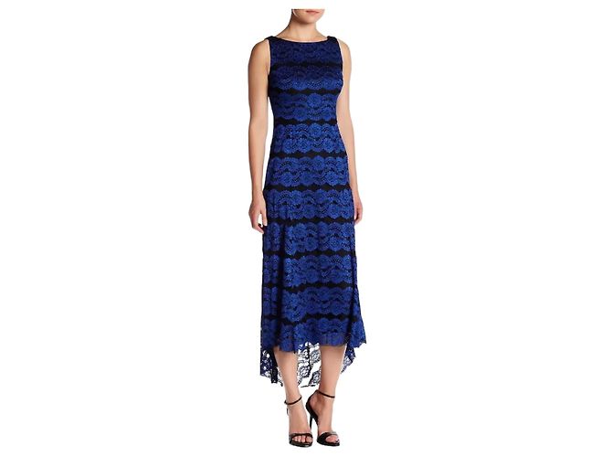 Vera Wang Spitzenkleid in königsblau und schwarz mit High-Low-Effekt.