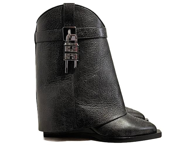 GIVENCHY Bottines T.EU 38 Cuir Noir  ref.1370246