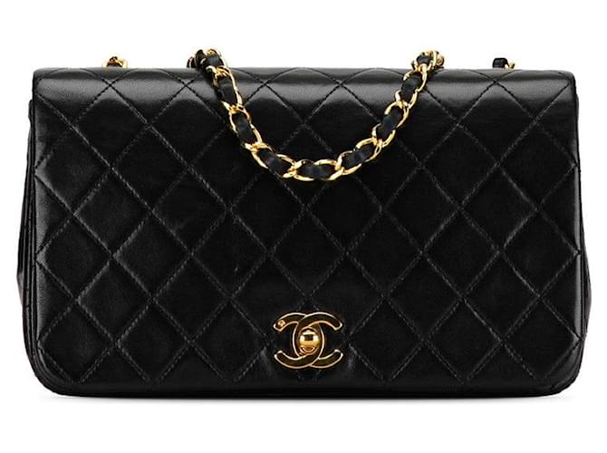 Chanel CC Matelasse Full Single Flap Bag  Leather Shoulder Bag in Good condition  ref.1370981