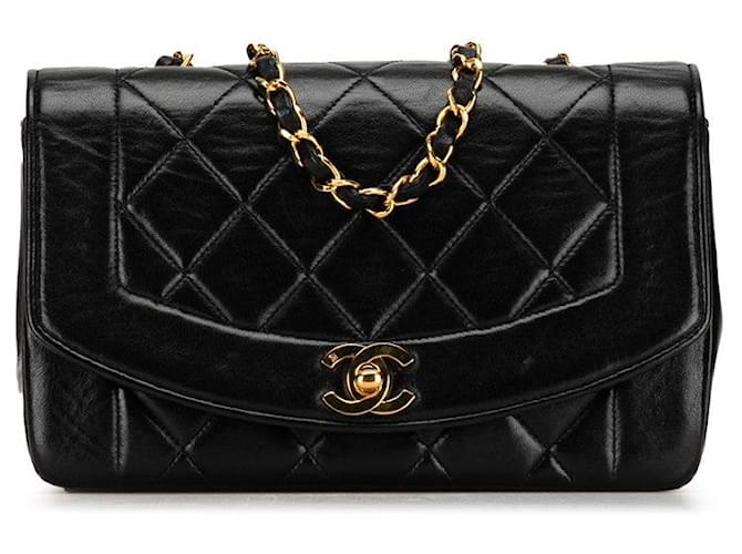 Chanel Diana Flap Crossbody Bag Bolsa de ombro de couro A01164 em bom estado  ref.1370985