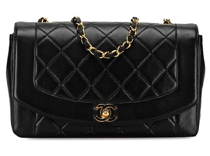 Chanel Diana Flap Crossbody Bag Bolsa de ombro de couro em bom estado  ref.1370987