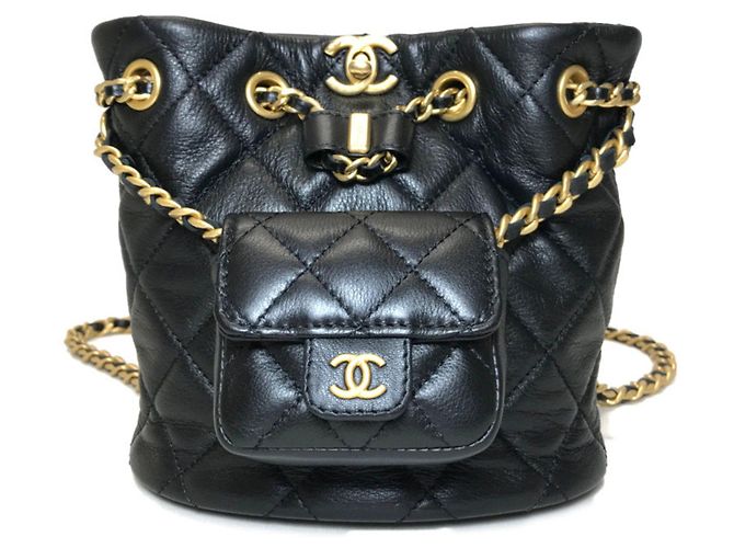 Timeless Chanel Duma Black