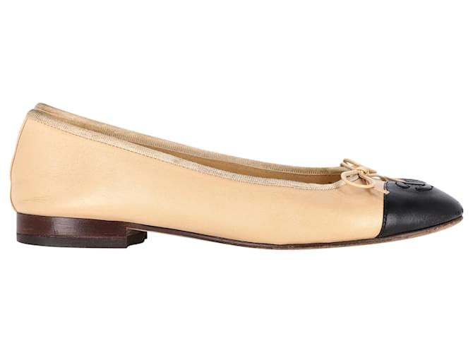 Chanel CC Cap Toe Bow Ballet Flats in Beige Leather Brown  ref.1371977