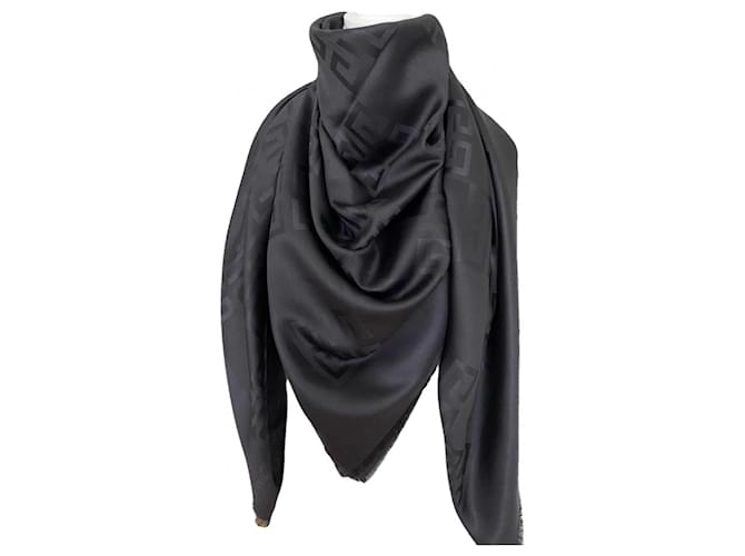 Givenchy black shawl with large 4G motifs Silk Wool  ref.1372882