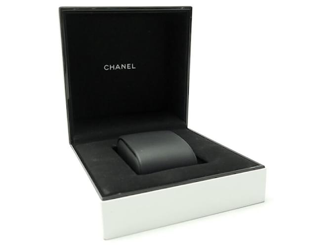 BOITE CHANEL POUR MONTRE J12 14 X 14 X 8.5 CM CERAMIQUE PREMIERE WHITE WATCH BOX Cuir Blanc  ref.1372913