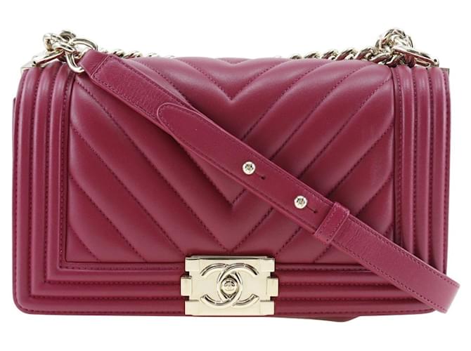 Chanel Boy Roja Cuero  ref.1373161