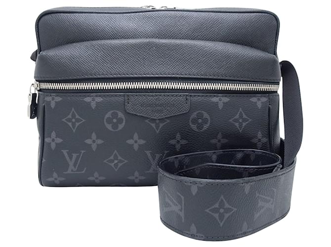 Louis Vuitton Outdoor Black Leather  ref.1373661