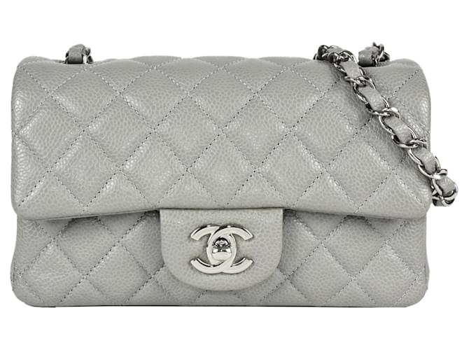 Chanel Chevron Grey Leather  ref.1373715