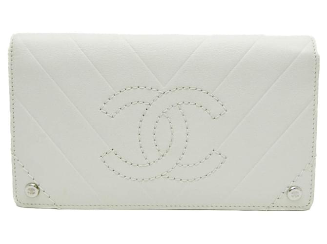 Chanel V-Stich White Leather  ref.1374068