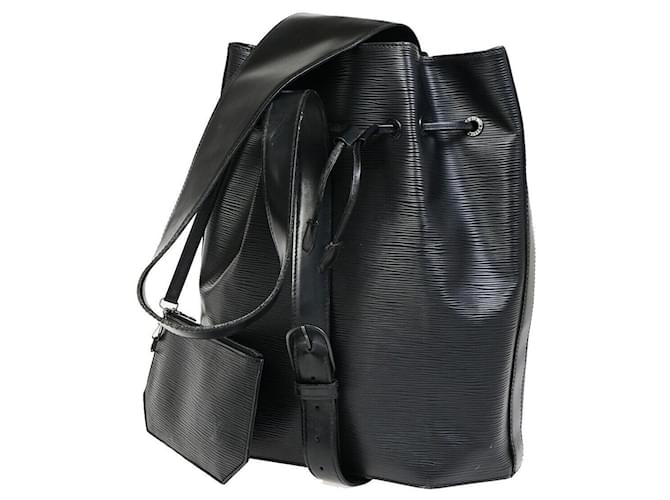 Louis Vuitton Sac A Dos Black Leather  ref.1374276